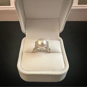 Mikimoto 18kt WG South Sea Pearl & Diamond Ring. Surrounded by .54ct diamonds